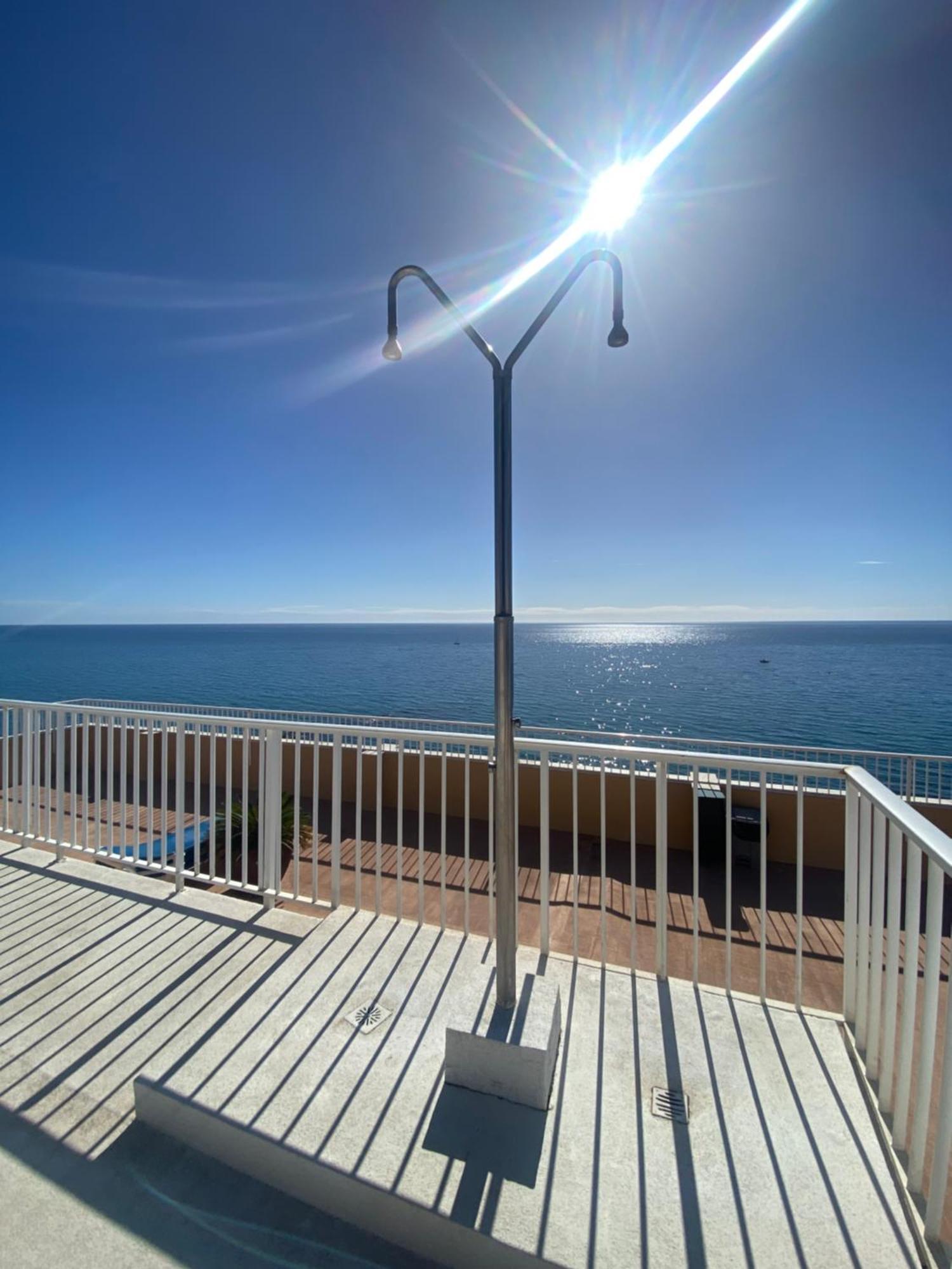 Marbella Beachfront Edificio Mayoral Primera Linea De Playa Y Centro Ciudad Con Barco Opcional المظهر الخارجي الصورة